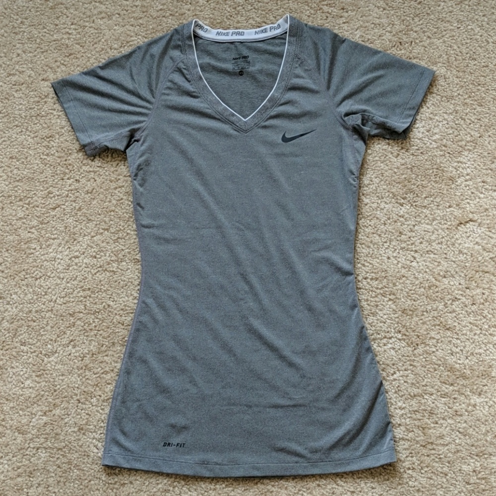 Nike Pro Dri-Fit Gray Workout Shirt - Picture 1 of 4